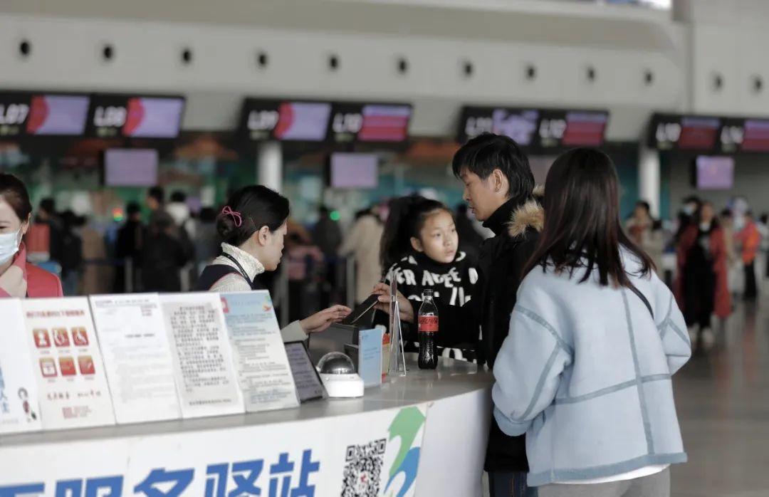 2024新澳门原料免费462独家揭秘新趋势指南_探索未来新商机